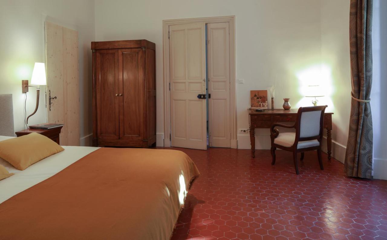 Le 37 Malaucene Bed & Breakfast Phòng bức ảnh